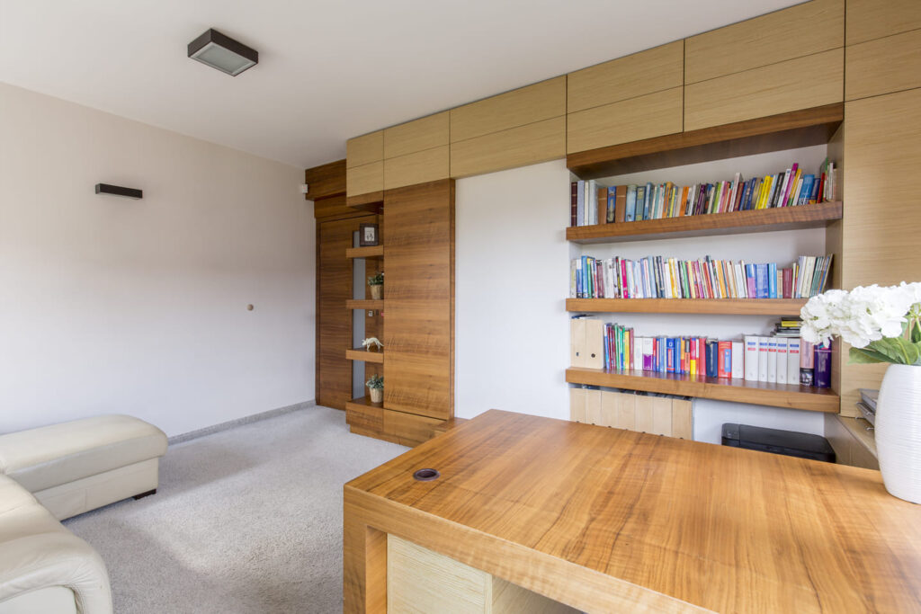 Βιβλιοθήκη-Ραφιέρα